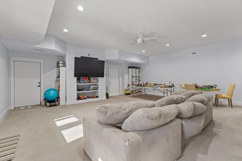 215 Diamond Pt, Fayetteville GA  30215-5149 exterior