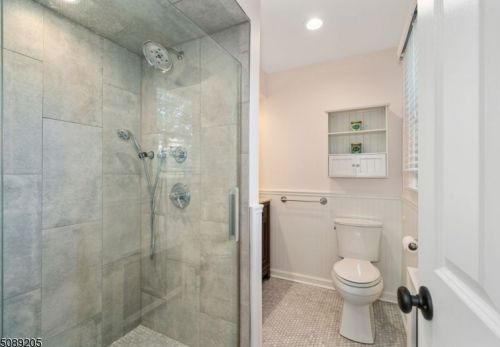 186 1st Ave, Little Falls NJ  07424-2206 exterior