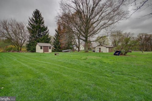 412 Beck Rd, Souderton, PA 18964-2208