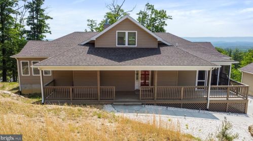 342 Mound Builder Loop, Hedgesville, WV 25427-7267