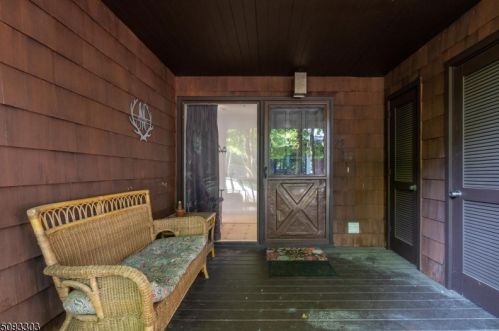 25 Osprey, Hackettstown NJ  07840-2726 exterior