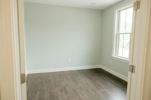 10 Woodward Rd, Lincoln RI  02865-4917 exterior