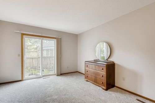 1440 Granada Ave, Saint Paul, MN 55128-5810