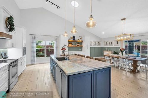 16340 11th St, Hollywood FL 33027-5115 exterior