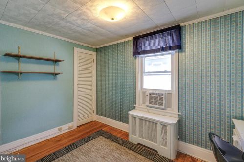 8218 Cadwalader Ave, Melrose Park PA  19027-2406 exterior