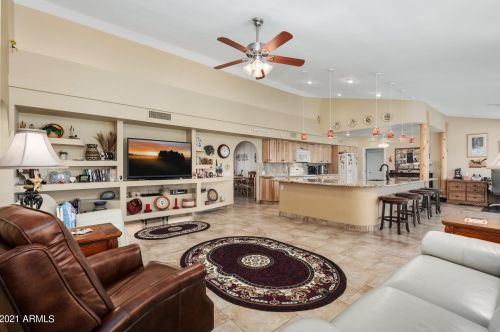 21030 124th Ave, Sun City AZ 85375-1955 exterior