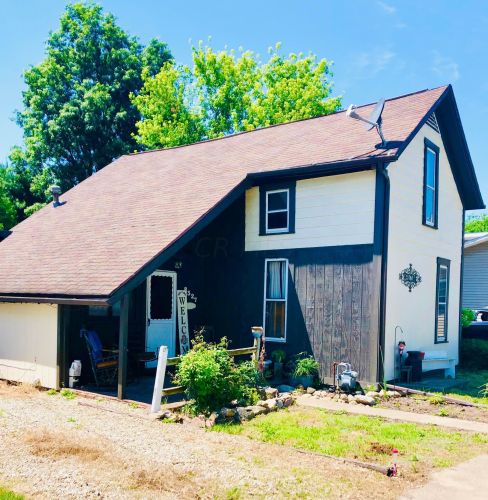 8327 High St, Thurston, OH 43157-7732