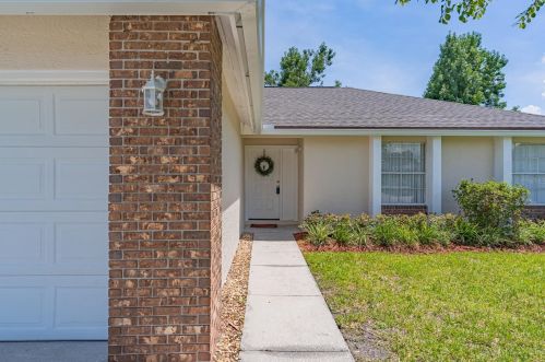 725 Meadowside Ct, Orlando, FL 32825-5759