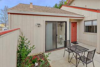 4921 Whisper Ln, Sacramento, CA 95841-2548
