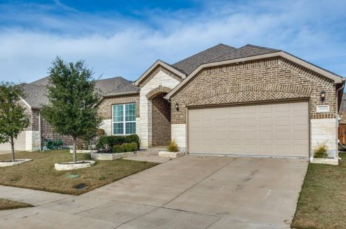2689 Yacht Club Dr, Frisco, TX 75056-4205