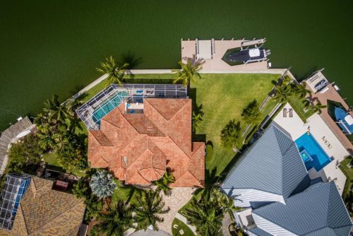 662 Cameo Ct, Marco Island, FL 34145-1904