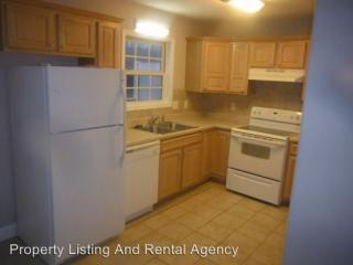 17 Lake Village Ct, Johnson City TN  37601-1395 exterior