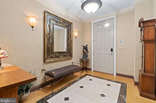 1211 28 St, Washington DC 20007-3355 exterior