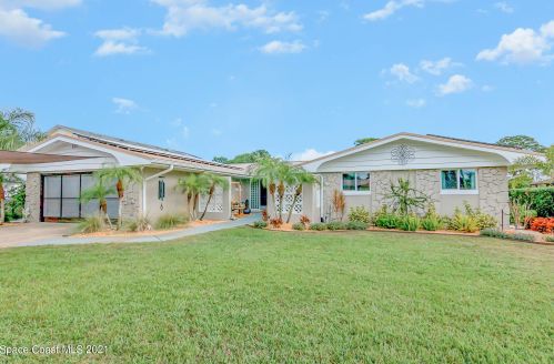 3535 Palmer Dr, Titusville, FL 32780-5320