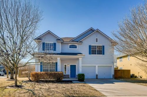 424 Bradfield Dr, Creedmoor, TX 78610-3245