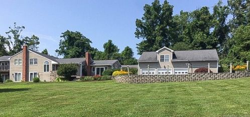 618 Upper Grassy Hill Rd, Woodbury, CT 06798-3109