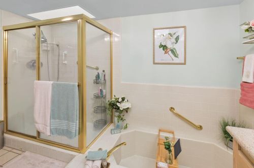 48127 Calle Seranas, La Quinta CA  92253-2205 exterior