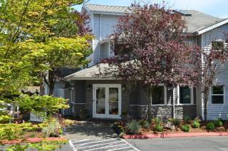 1520 Casino Rd, Everett WA  98204-1565 exterior