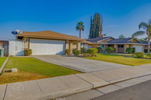 4020 Thatch Ave, Bakersfield, CA 93313-3011