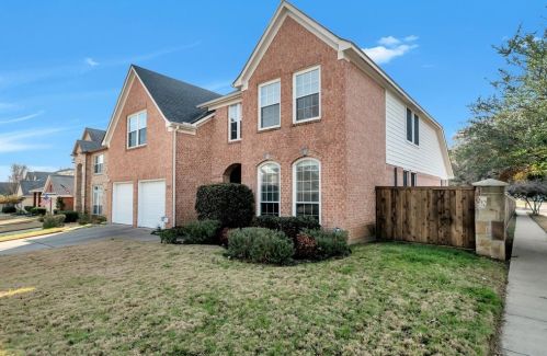 6813 Windwood Trl, Fort Worth, TX 76132-3042
