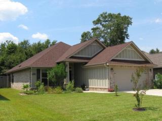 2567 Fiddlers Cir, Cantonment, FL 32533-5716