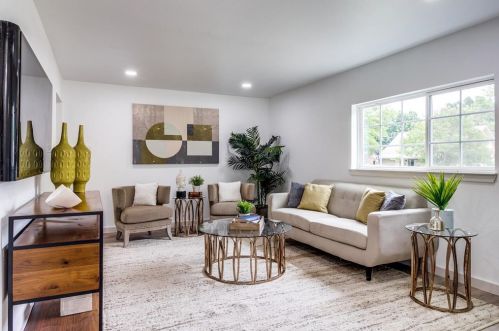 816 Kingswood Ave, Richardson TX 75080-3045 exterior