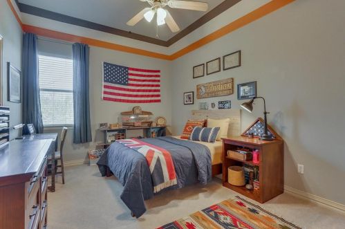 3101 Oak Crest Dr, Lewisville TX  75022-5268 exterior