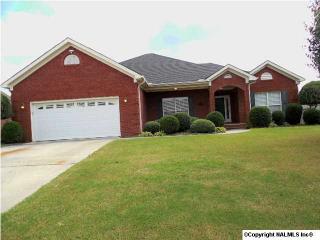 620 Haley Ann Dr, Hartselle, AL 35640-3813