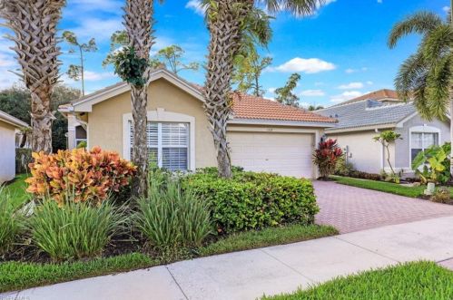 1337 Triandra Ln, Naples, FL 34119-3341
