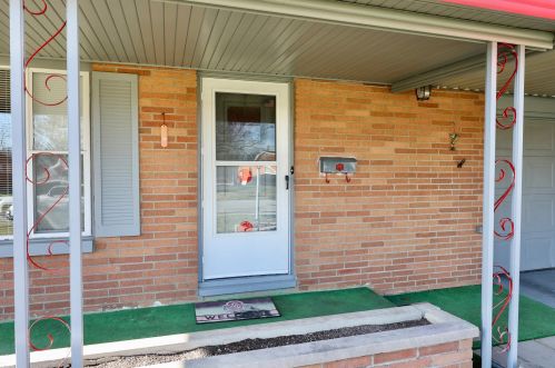 436 Ontario Ave, Bellefontaine OH  43311-2523 exterior