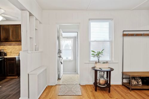 4 Hill St, Salem NH  03079-2538 exterior