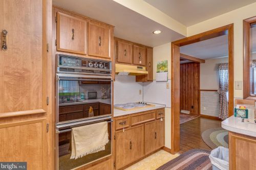 147 Euclid Ave, Charles Town WV  25414-1111 exterior