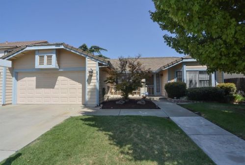 2313 Mcallister Ln, Riverbank, CA 95367-2680