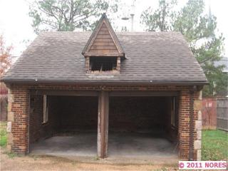 1260 29th Pl, Tulsa, OK 74114-5207