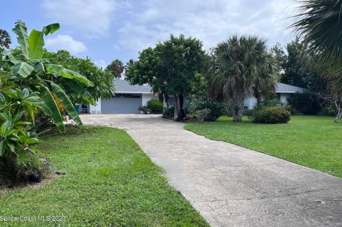 10620 Tropical Trl, Merritt Island FL  32952-6903 exterior