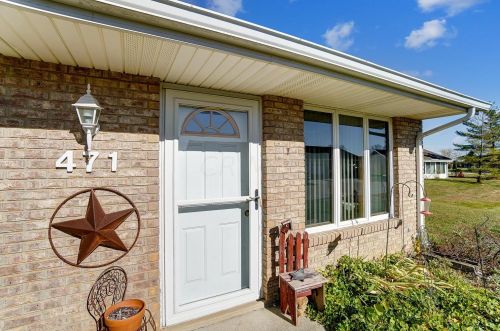 471 Samantha Cir, London, OH 43140-8532