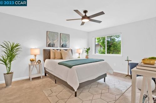 1755 Lindo St, Benicia CA  94510-2342 exterior