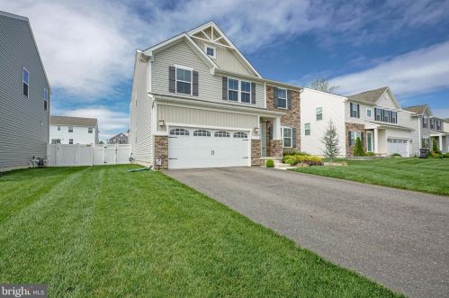 19 Longleaf Ln, Swedesboro, NJ 08085-3184