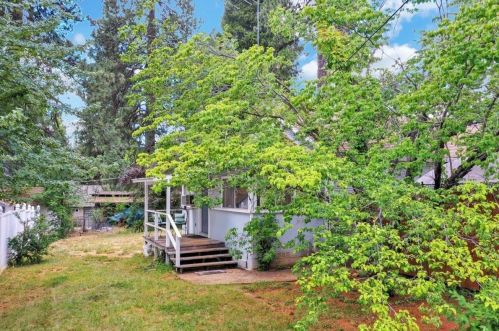 516 Packard Dr, Grass Valley CA  95945-7023 exterior