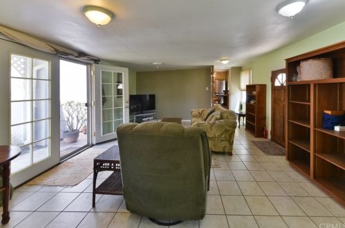 4333 Falcon Ave, Long Beach CA 90807-2503 exterior