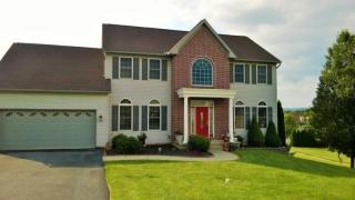 16 Pheasant Dr, Lebanon, PA 17046-8093