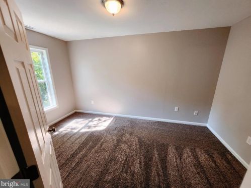 525 Center St, Laurel DE  19956-1331 exterior