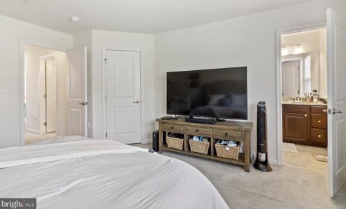 139 Old Cedarbrook Rd, Wyncote PA  19095-2038 exterior