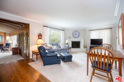 1507 Sylvia Ln, Newport Beach, CA 92660-4442