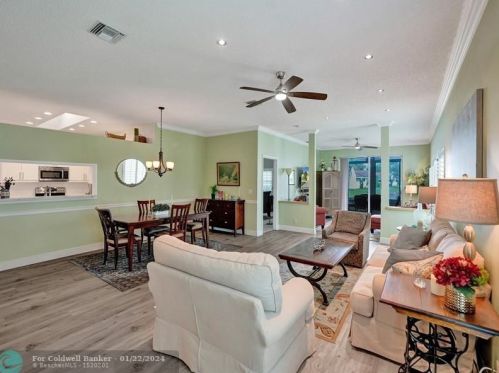 7725 Mansfield Hollow Rd, Delray Beach FL  33446-3375 exterior