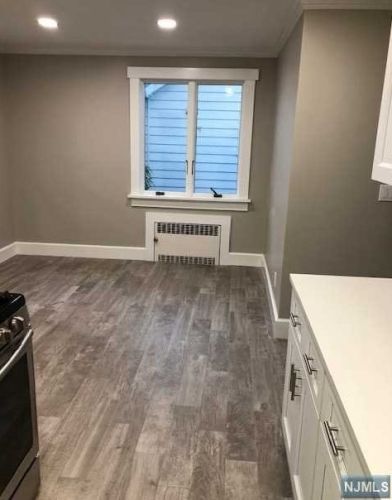 35 Concord Ave, Ridgewood NJ  07452-1602 exterior