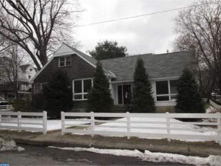 2011 King Ave, Primrose, PA 17901-1915