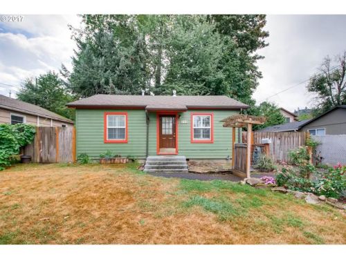 340 2nd St, Damascus OR  97080 exterior