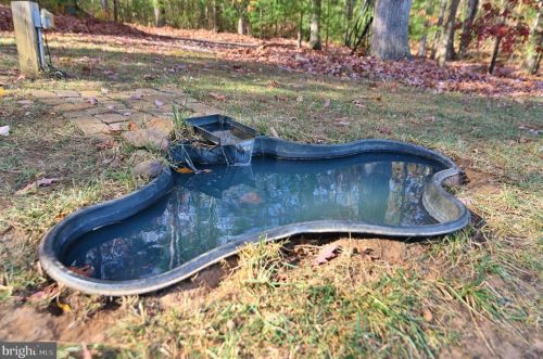 23 Bobby Ln, Edinburg VA  22824-2552 exterior