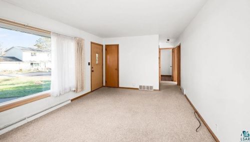 719 Ebony Ave, Duluth MN  55811-5043 exterior